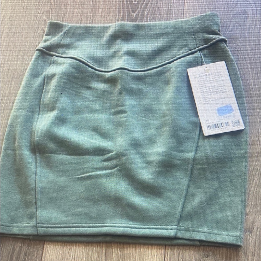 NWT Lululemon Scuba High-Rise Mini Skirt Grey Eucalyptus Size XS